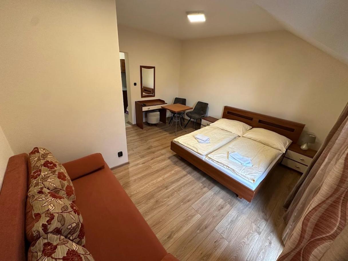 Penzion Tulip Červený Kláštor Eksteriør bilde
